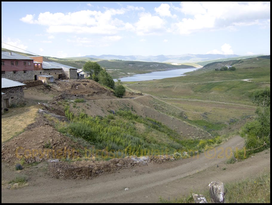 Kuzgun Lake.